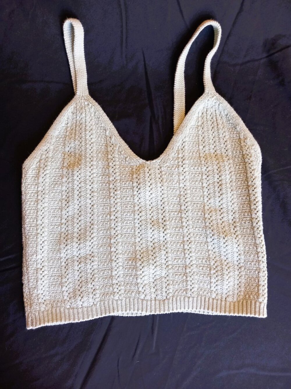 Lightweight V Neck Pale Green Knit Crop Top